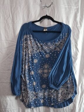 We The Free Blue Paisley Scoop-Neck Tunic